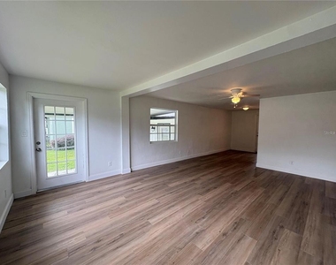 2412 Derbyshire Avenue - Photo Thumbnail 1