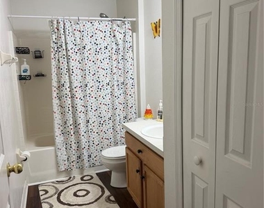 1109 Hill Mount Drive - Photo Thumbnail 5