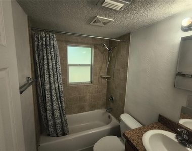 601 Hardy Street - Photo Thumbnail 5