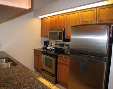 1512 Rio De Janeiro Avenue - Photo Thumbnail 5