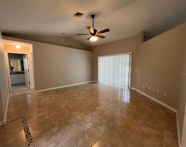 3767 Inagua Avenue - Photo Thumbnail 4
