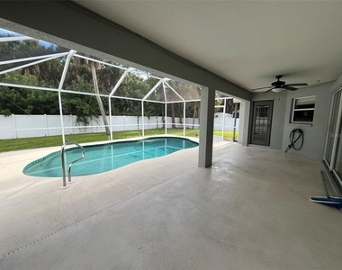 3767 Inagua Avenue - Photo Thumbnail 10