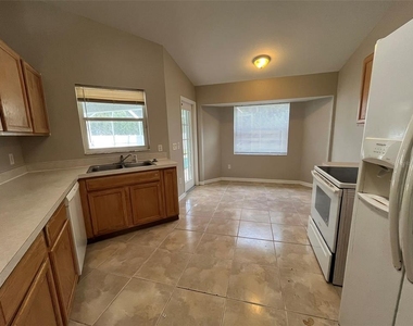 3767 Inagua Avenue - Photo Thumbnail 2