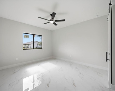 18356 Troon Avenue - Photo Thumbnail 22