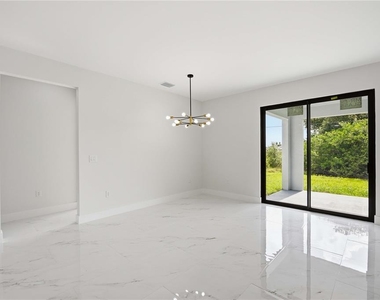 18356 Troon Avenue - Photo Thumbnail 7