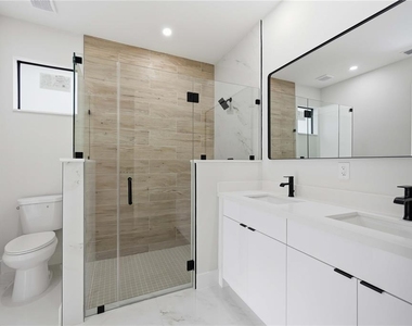 18356 Troon Avenue - Photo Thumbnail 27