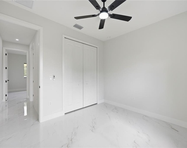 18348 Troon Avenue - Photo Thumbnail 15