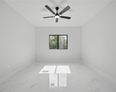 18348 Troon Avenue - Photo Thumbnail 26