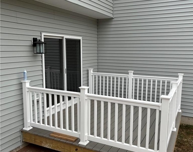 7680 Clayton Avenue - Photo Thumbnail 16