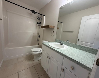8366 Glover Ave - Photo Thumbnail 12