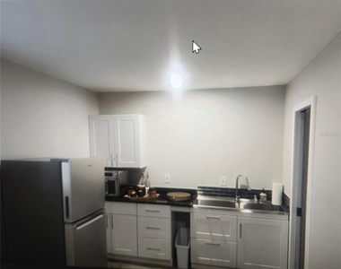 1843 Kenilworth Street - Photo Thumbnail 1