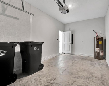 16556 Bergamo Place - Photo Thumbnail 29