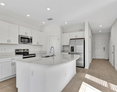 16556 Bergamo Place - Photo Thumbnail 4