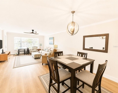 9718 Hernando Court - Photo Thumbnail 11