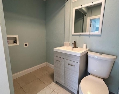 2216 Webber Street - Photo Thumbnail 2