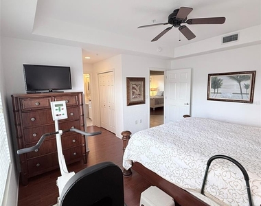 6318 Grand Oak Circle - Photo Thumbnail 32