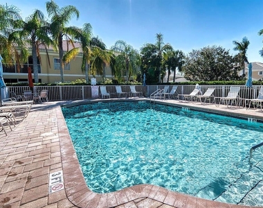 6318 Grand Oak Circle - Photo Thumbnail 42