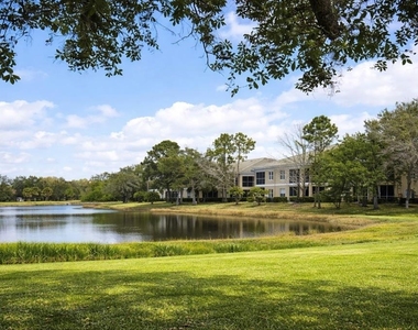 6318 Grand Oak Circle - Photo Thumbnail 4