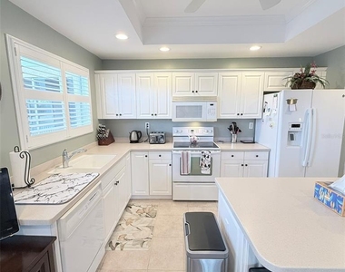 6318 Grand Oak Circle - Photo Thumbnail 19