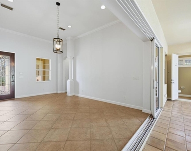 262 Montelluna Drive - Photo Thumbnail 6