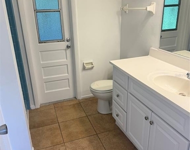 3412 Spainwood Drive - Photo Thumbnail 8