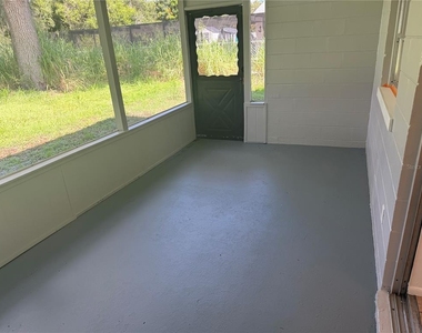 3412 Spainwood Drive - Photo Thumbnail 15