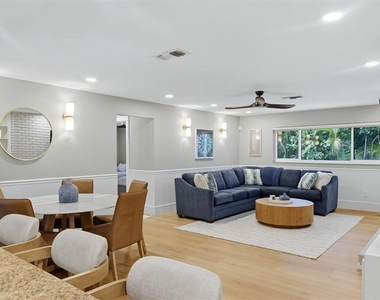 5159 Oakmont Place - Photo Thumbnail 16