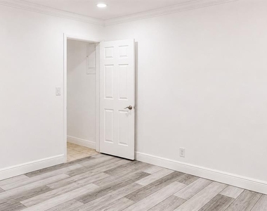 5160 Sw 8th Street - Photo Thumbnail 7