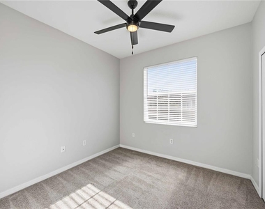 7927 Limestone Lane - Photo Thumbnail 14