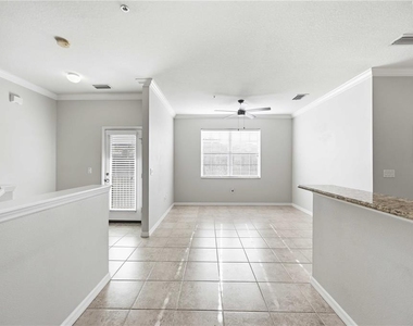 7927 Limestone Lane - Photo Thumbnail 3