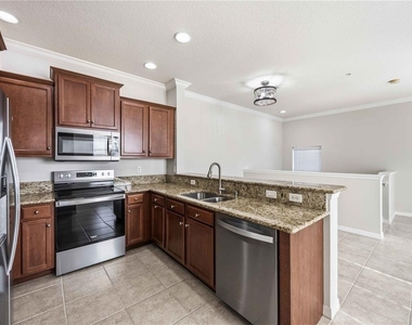 7927 Limestone Lane - Photo Thumbnail 9