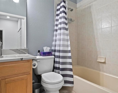 3423 Parkridge Circle - Photo Thumbnail 25
