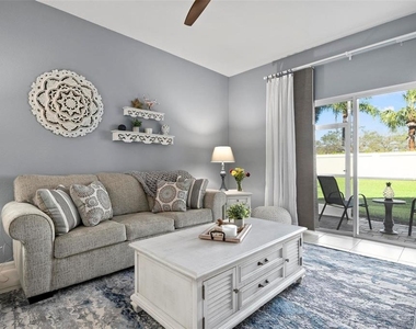 3423 Parkridge Circle - Photo Thumbnail 7