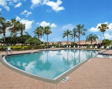 3423 Parkridge Circle - Photo Thumbnail 35