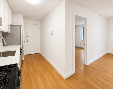 350 Greene Ave - Photo Thumbnail 5