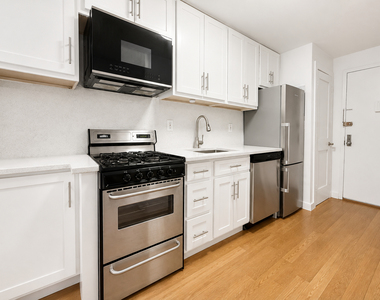 350 Greene Ave - Photo Thumbnail 1