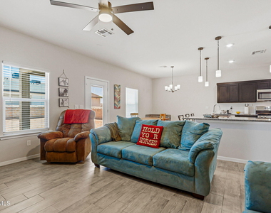 1072 Summer Rain Street - Photo Thumbnail 17