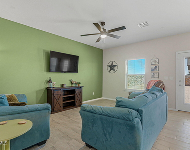 1072 Summer Rain Street - Photo Thumbnail 5