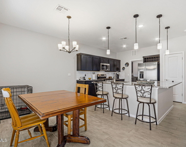 1072 Summer Rain Street - Photo Thumbnail 10