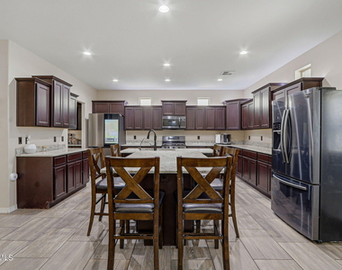 14929 Ted Banks Avenue - Photo Thumbnail 17