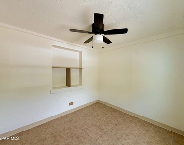 418 S Estrella Street - Photo Thumbnail 4