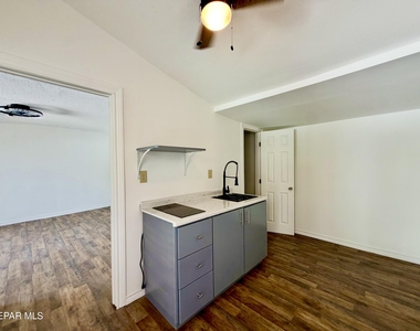 418 S Estrella Street - Photo Thumbnail 14