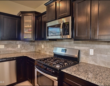 6980 White Mesquite Way - Photo Thumbnail 18