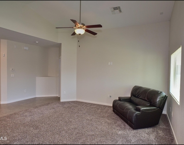 6980 White Mesquite Way - Photo Thumbnail 6