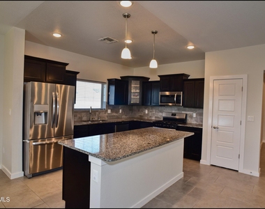6980 White Mesquite Way - Photo Thumbnail 15