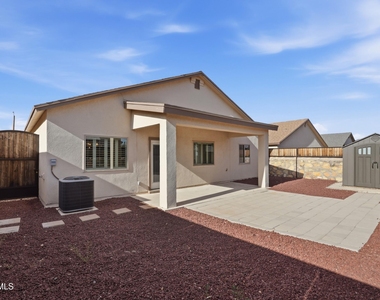 927 Brass Hill Avenue - Photo Thumbnail 40