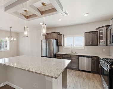 927 Brass Hill Avenue - Photo Thumbnail 27