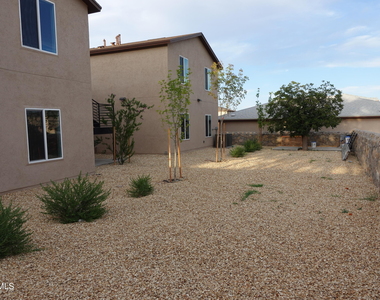 6002 1/2 Pam Mccall Drive - Photo Thumbnail 2