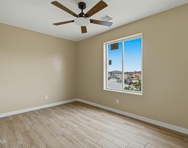 6002 1/2 Pam Mccall Drive - Photo Thumbnail 6
