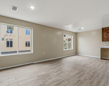 6002 1/2 Pam Mccall Drive - Photo Thumbnail 1